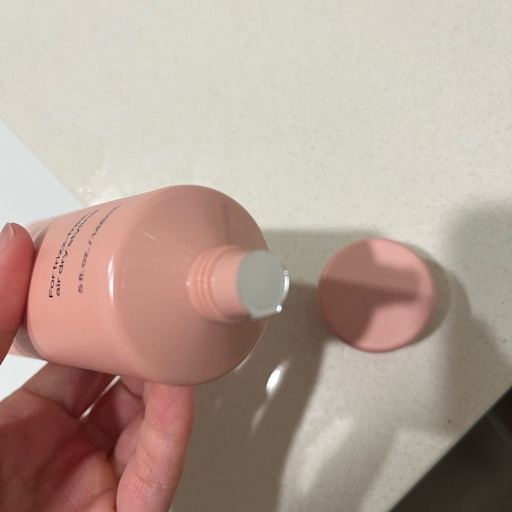 Kitsch Air Dry Cream - Soft Pink - Picture 3 of 3